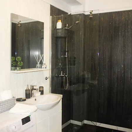 Mlm By The Sea Apartment Navodari